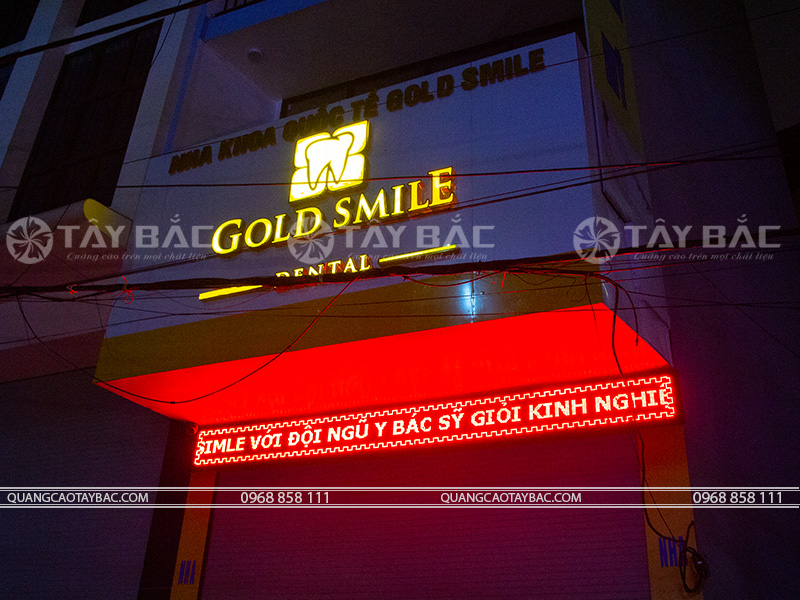Biển quảng cáo nha khoa Gold Smile