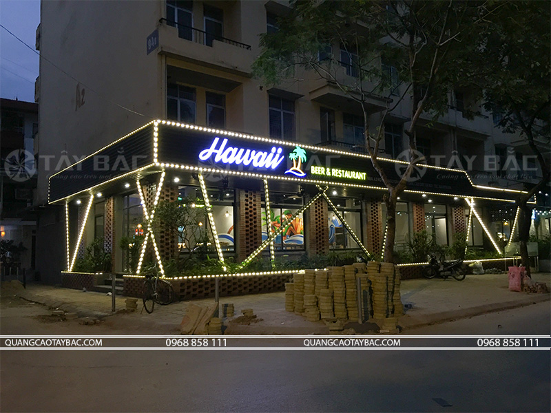 Biển nhà hàng Haiwaii